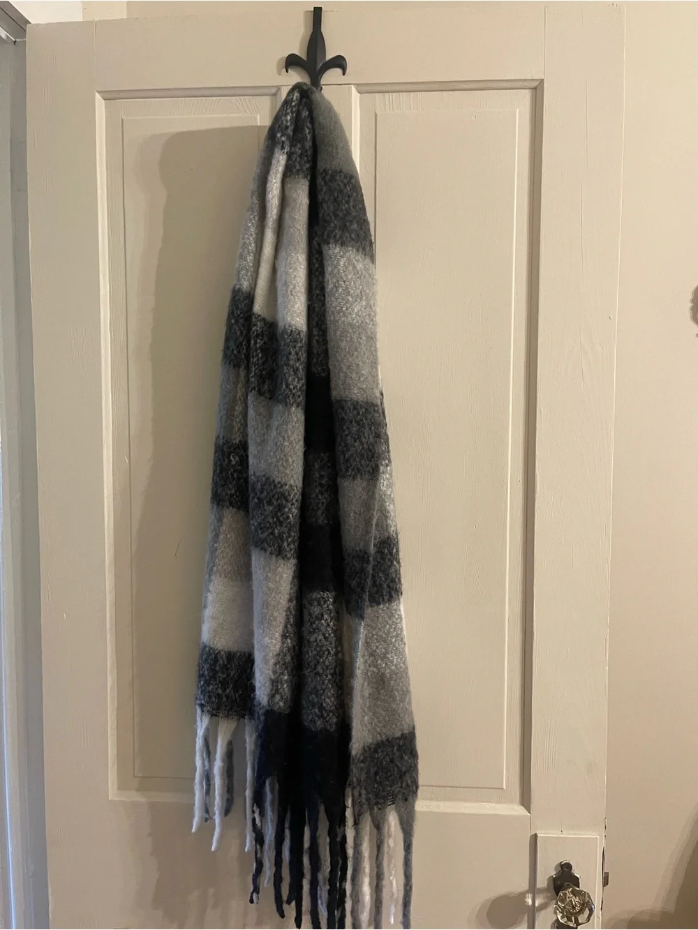 Chic Soul long fringed wrap/scarf